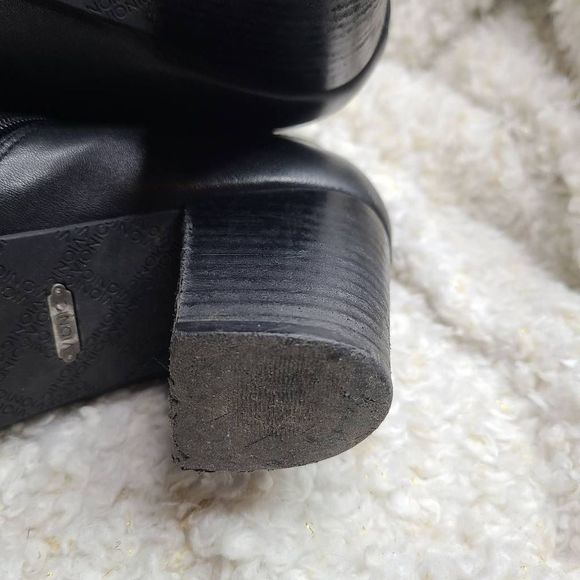Vionic Upton Black Leather Ankle Boots size 11 - Picture 12 of 13